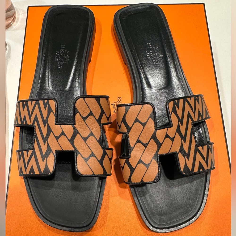 Hermès sandals